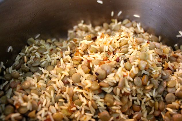 mejadra rice and lentils