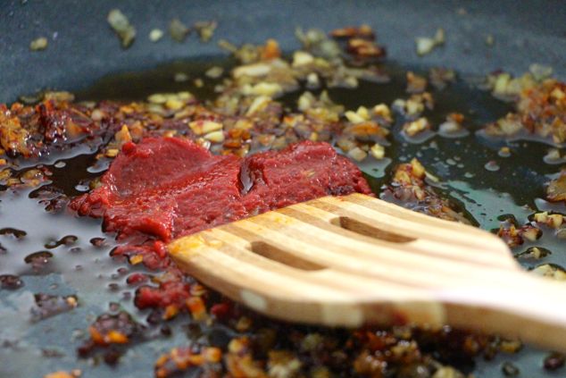 tomato paste in oil