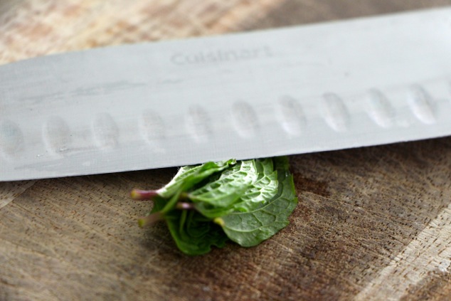 chopping mint leaves