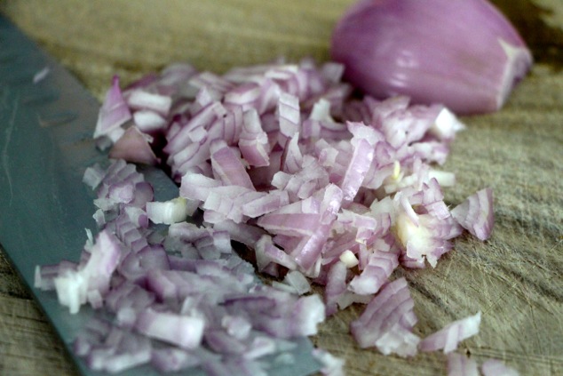 chopping shallot