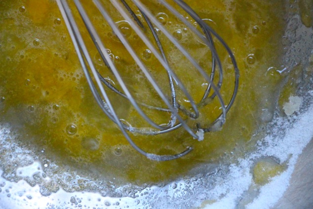 whisk egg and sugar