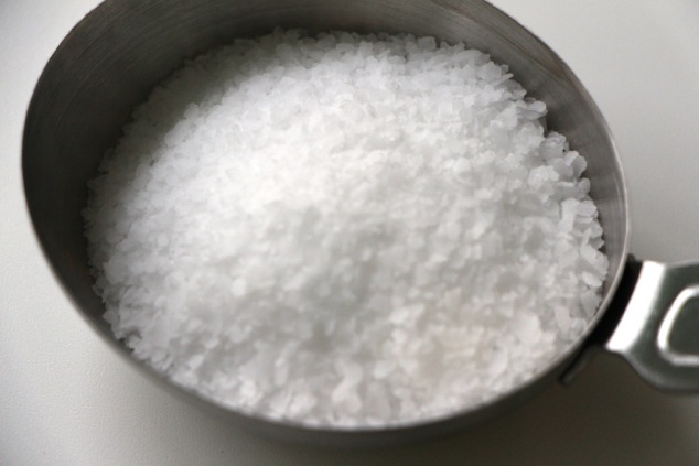 coarse salt up close