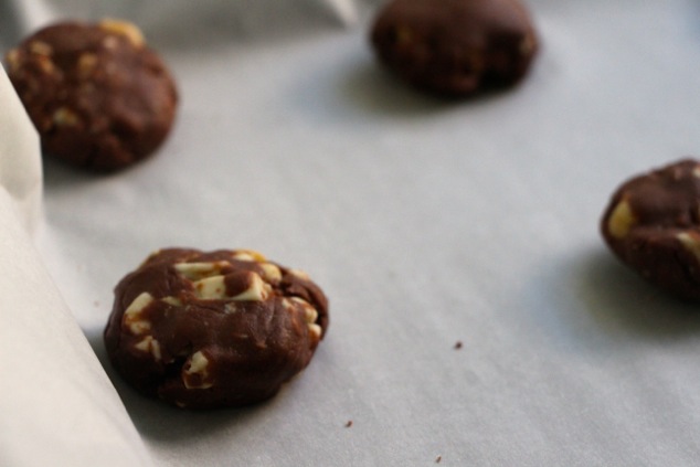 creating cookies on a tray