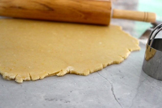 rolling hamentashen dough