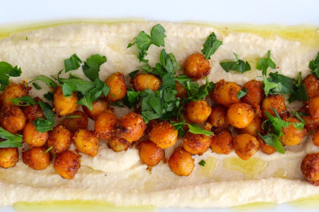 spicy chickpeas on hummus from above