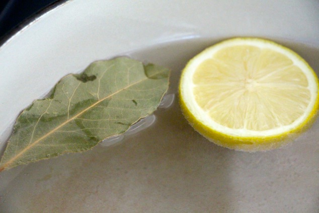 water bay leaf and lemon in a pot