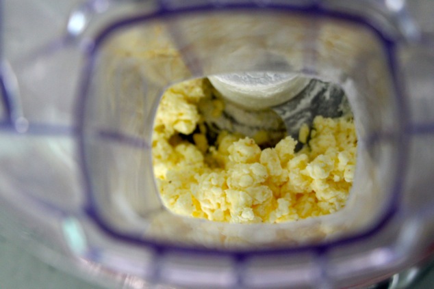 butter-and-sugar-in-food-processor