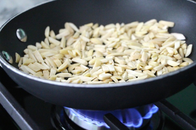 slivered almonds roasting