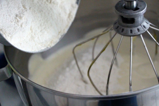 adding-flour-to-mixture