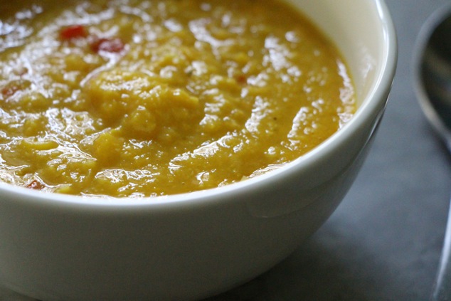 corn-soup-in-a-bowl-up-close