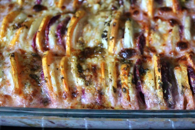 gratin-cooking-in-the-oven-up-close