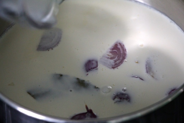 heavy-cream-in-saucepan