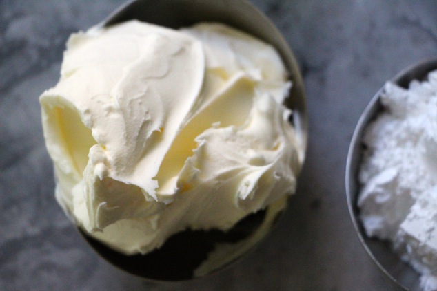 mascarpone-cheese-up-close