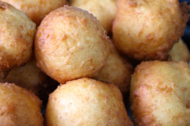 fried-doughnuts-up-close