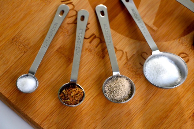 measuring spoons olives Tabil challah