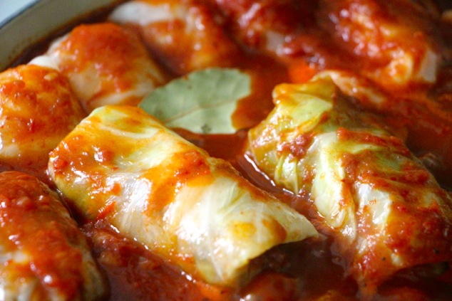 stuffed cabbage in the sauce up close