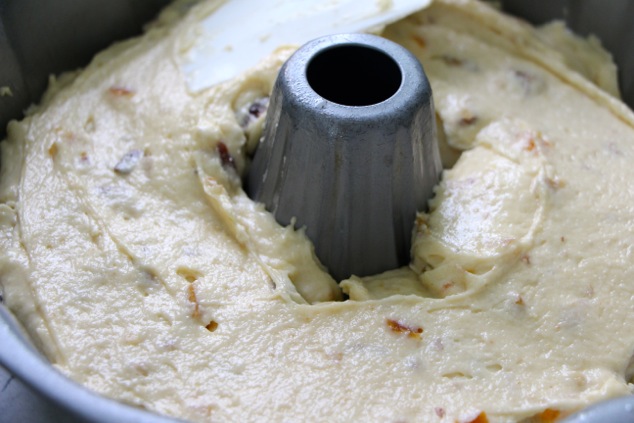 transfering batter into a cake pan