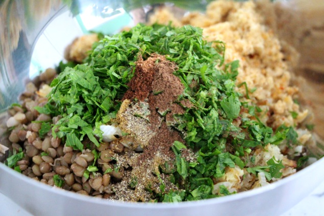 Kubbeh filling ingredients in a bowl