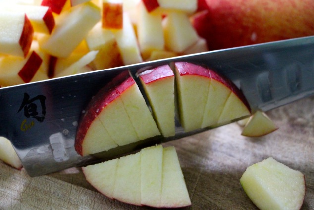 cutting apple into cubes