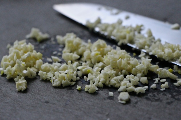 finely chopped garlic