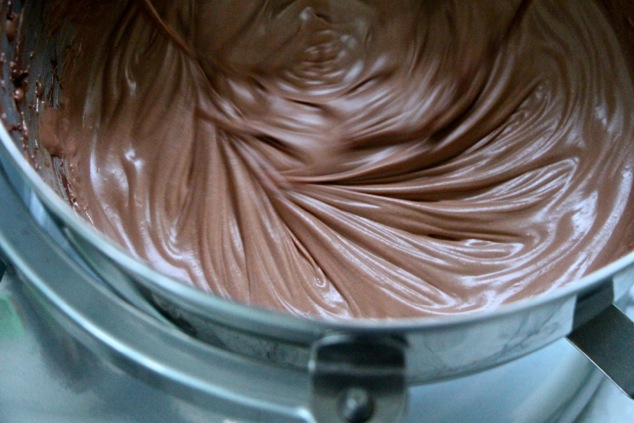 Nutella whipping cream firming up